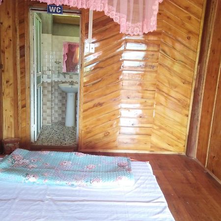 Tran Xuan Homestay Ba Be Village 客房 照片
