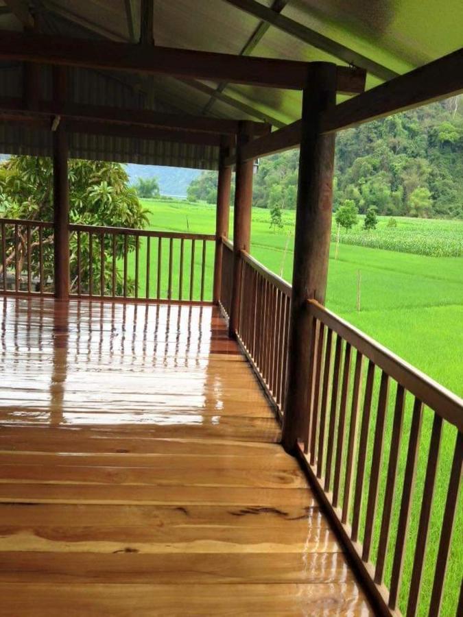 Tran Xuan Homestay Ba Be Village 外观 照片