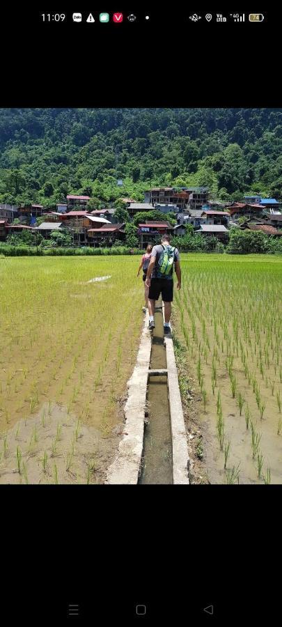 Tran Xuan Homestay Ba Be Village 外观 照片