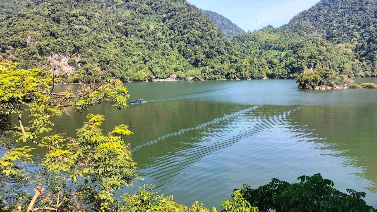Tran Xuan Homestay Ba Be Village 外观 照片