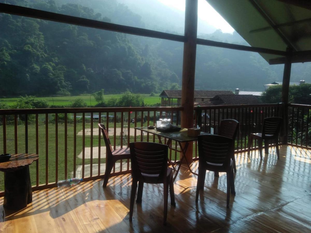 Tran Xuan Homestay Ba Be Village 外观 照片